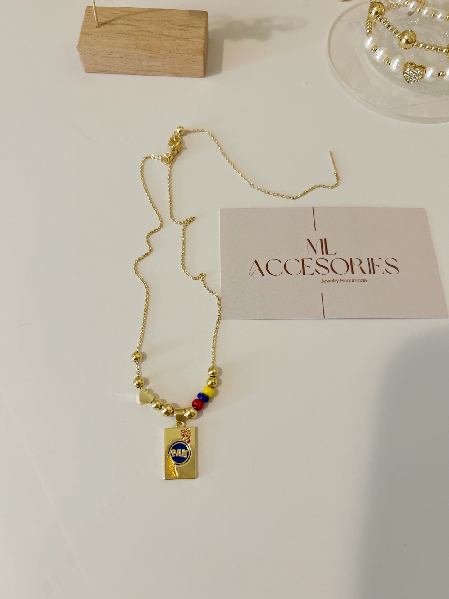 Arepa Necklace
