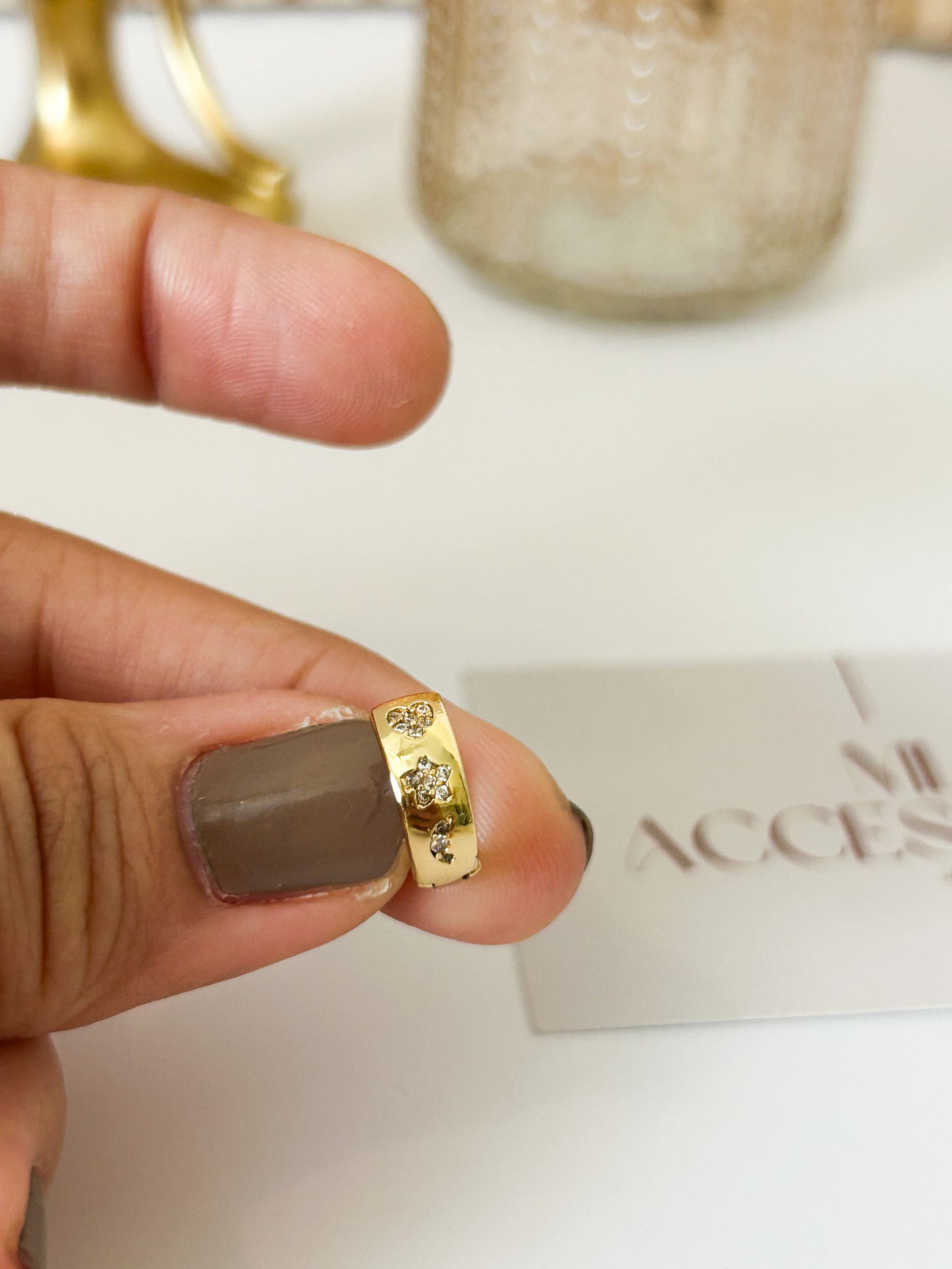 Mini Luxe Hoops