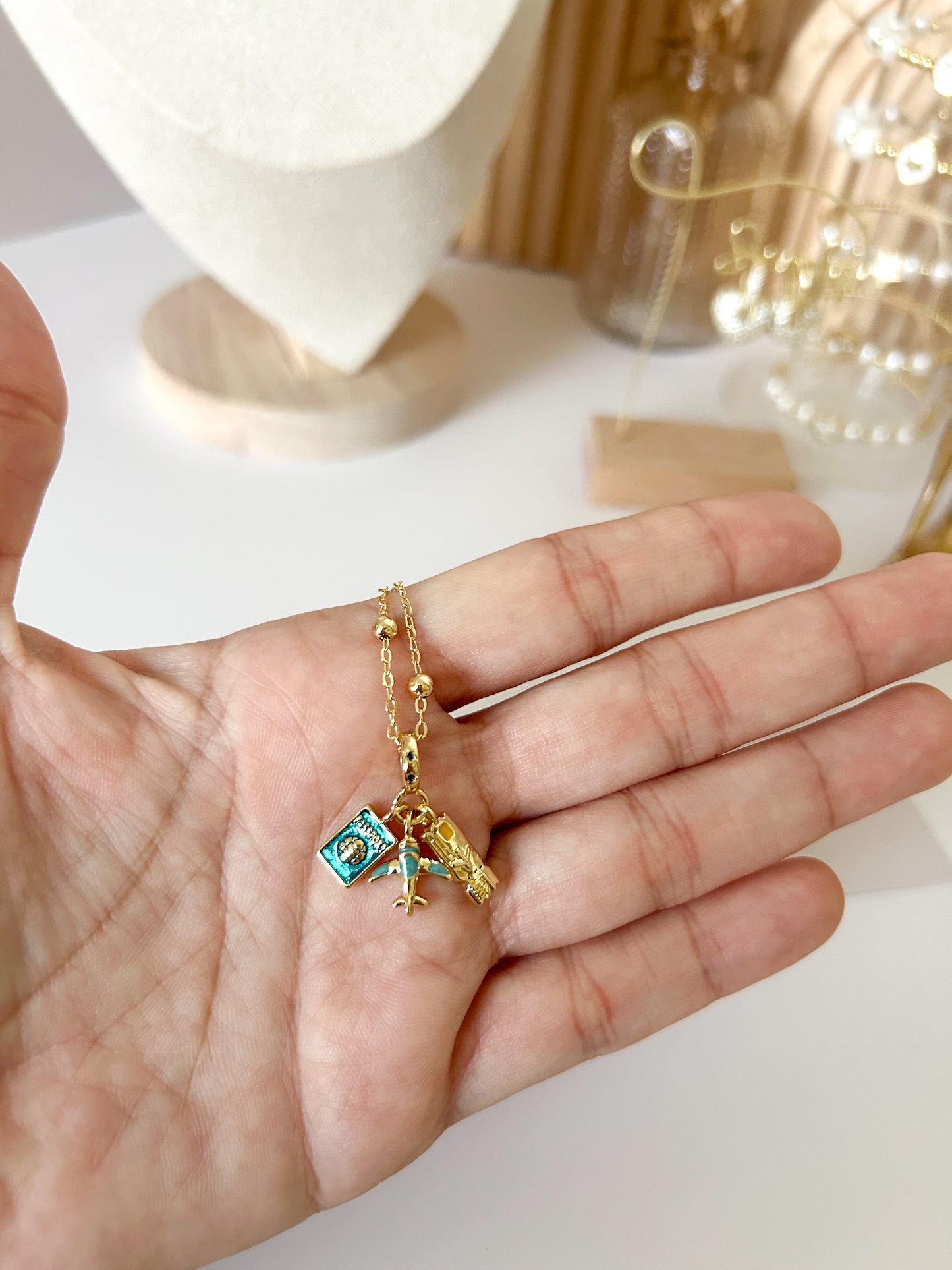 Viajero Necklace
