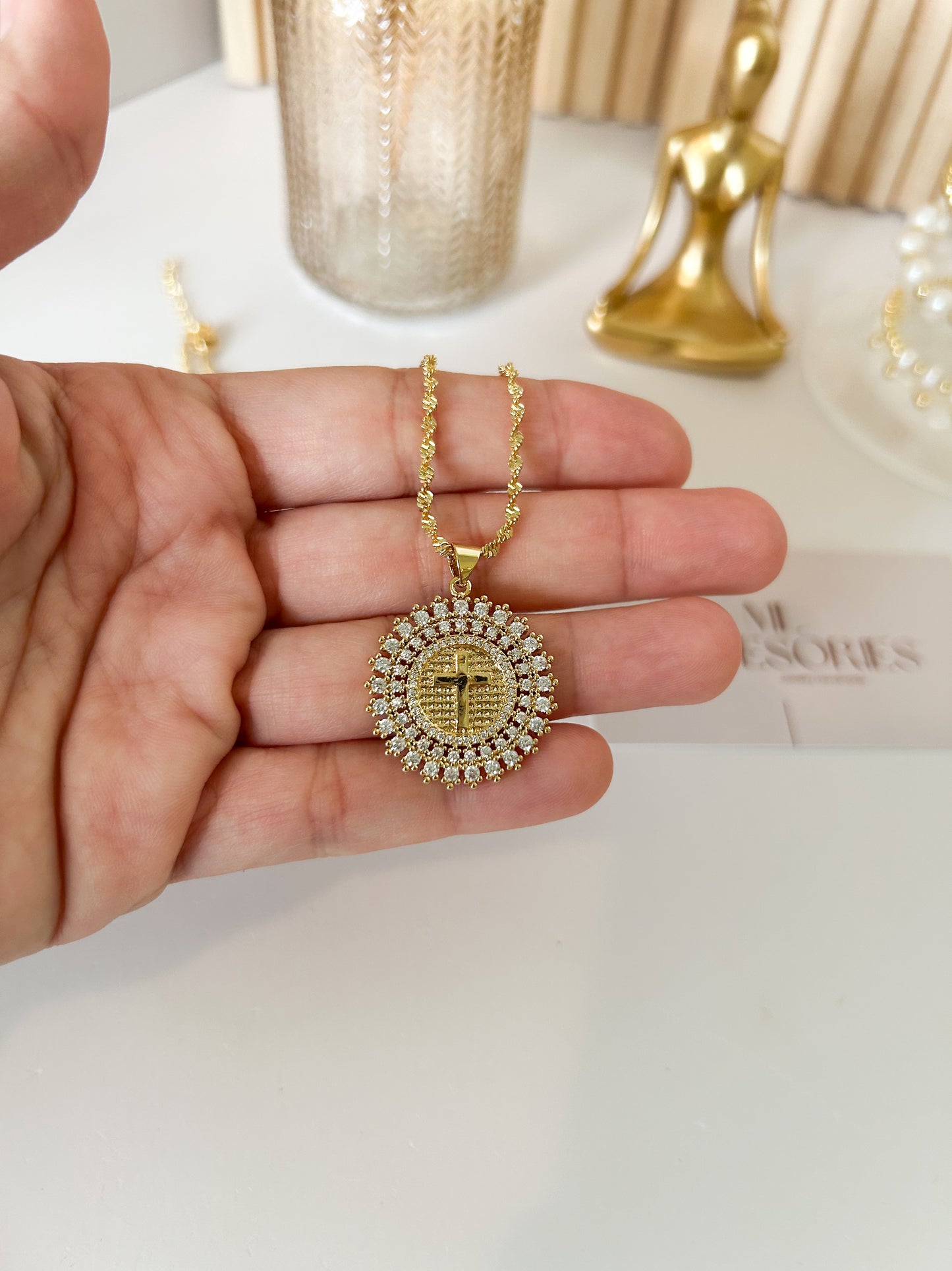 Divine Glow Necklace