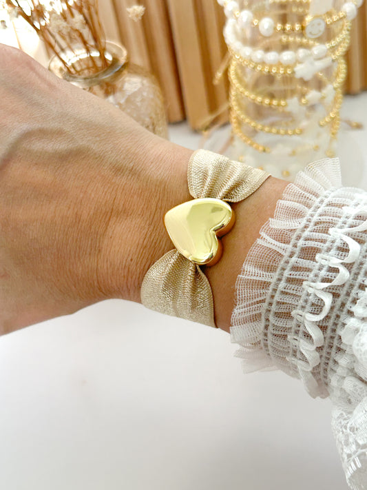 Amore Gold Heart Elastic Bracelet