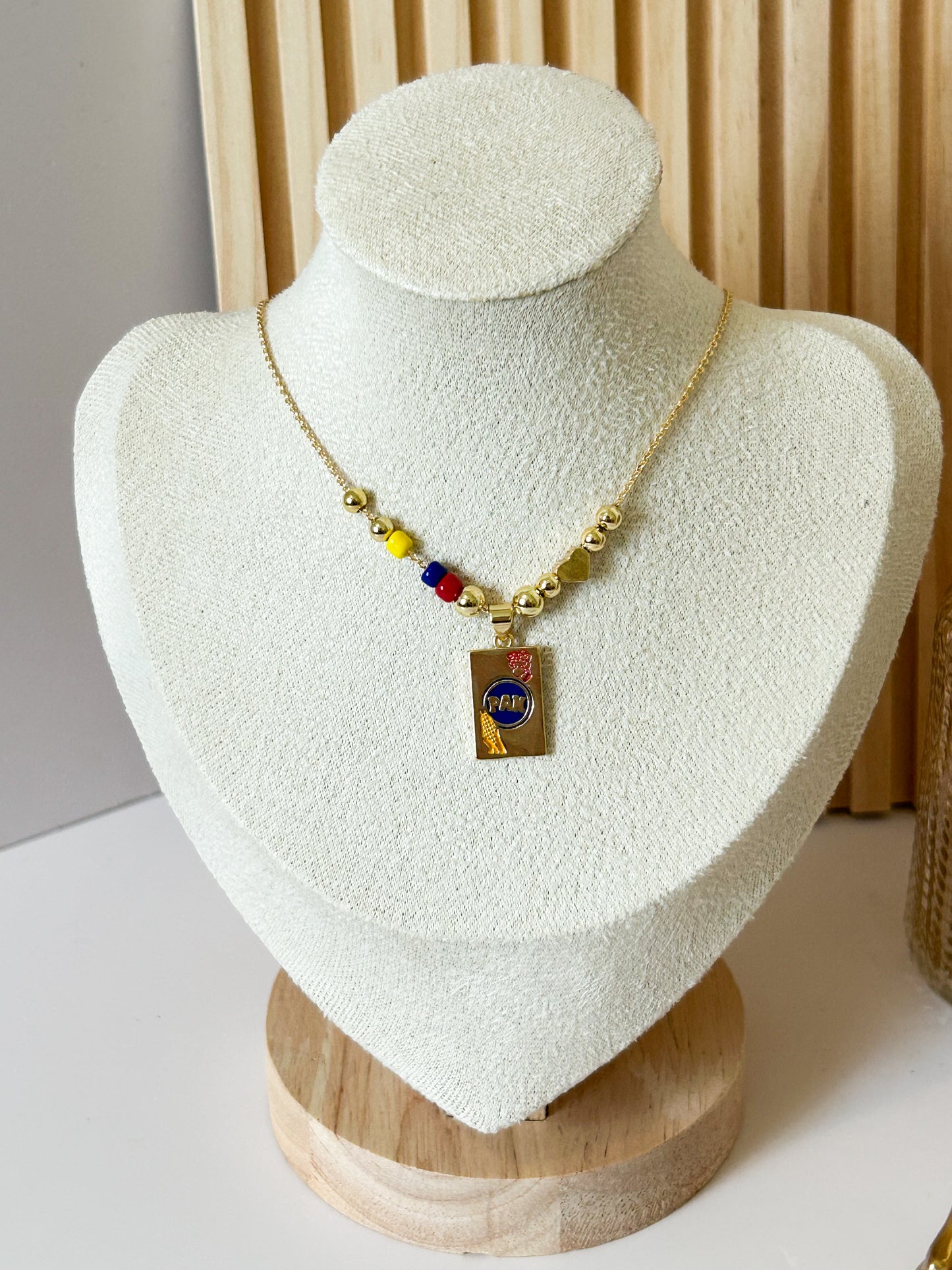 Arepa Necklace