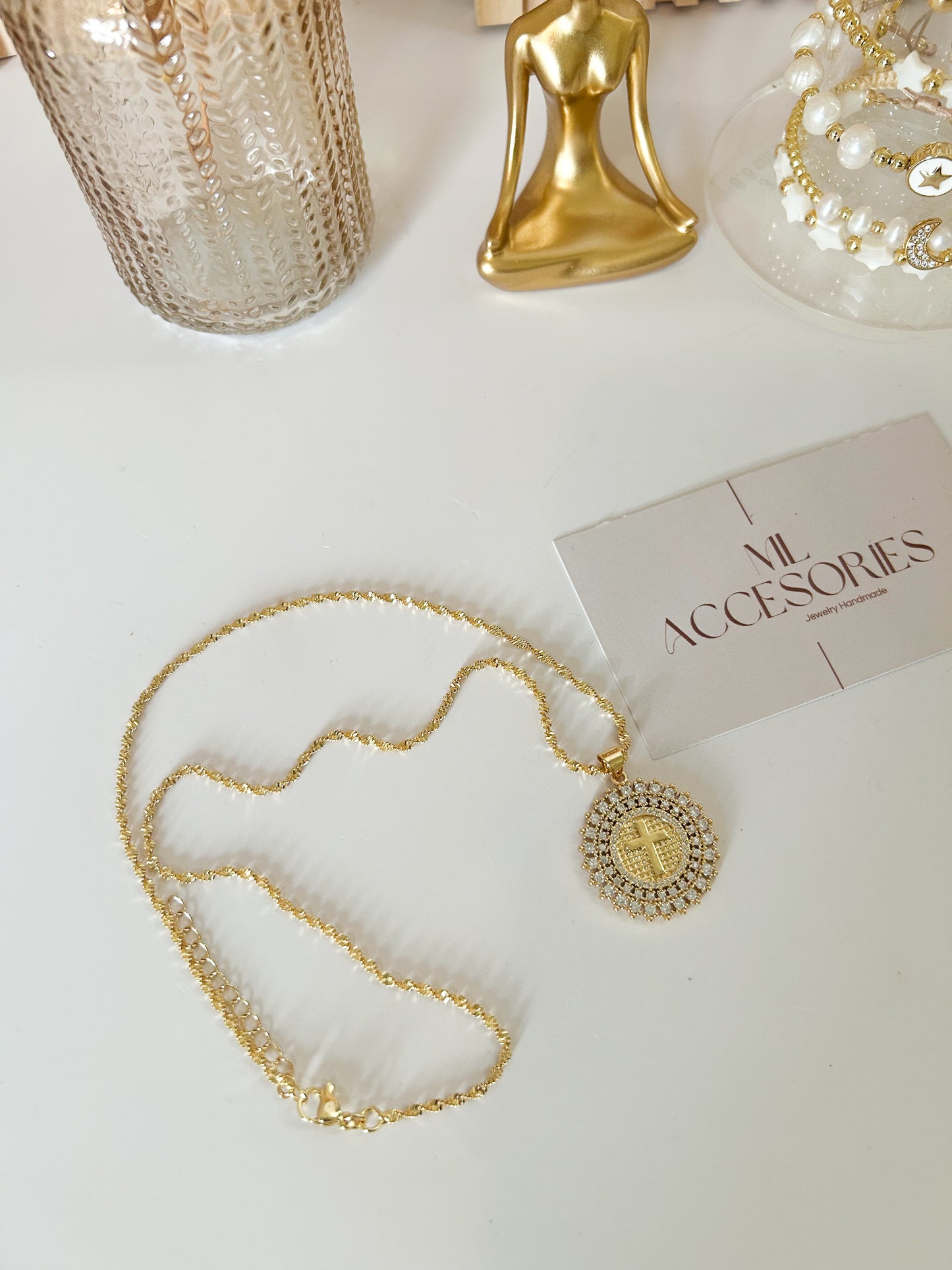 Divine Glow Necklace