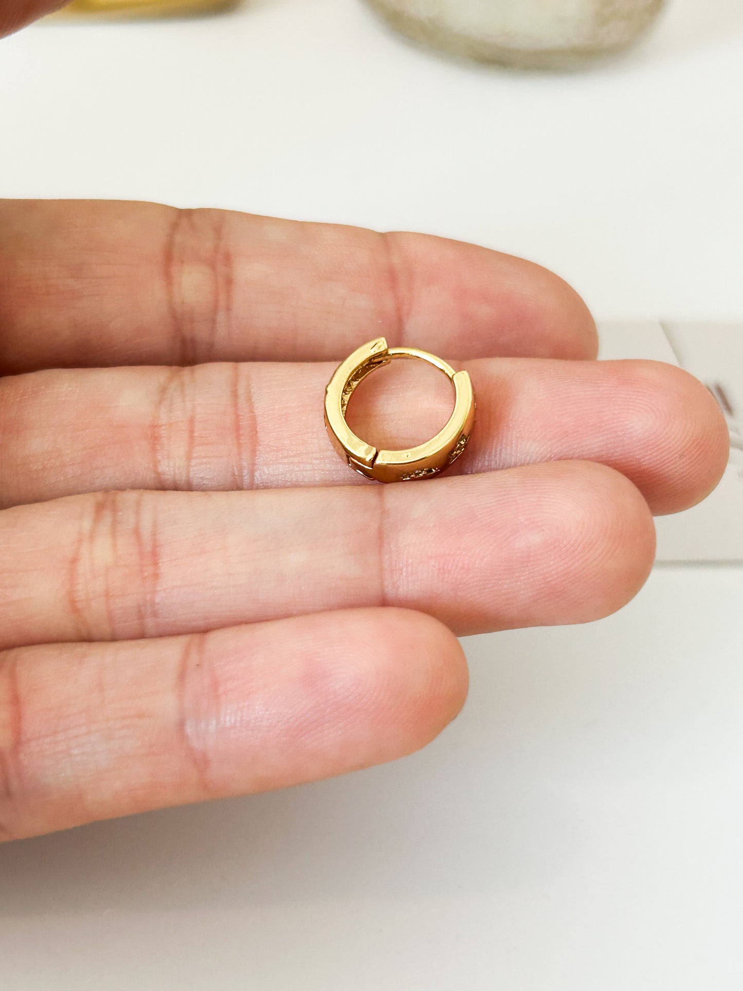 Mini Luxe Hoops