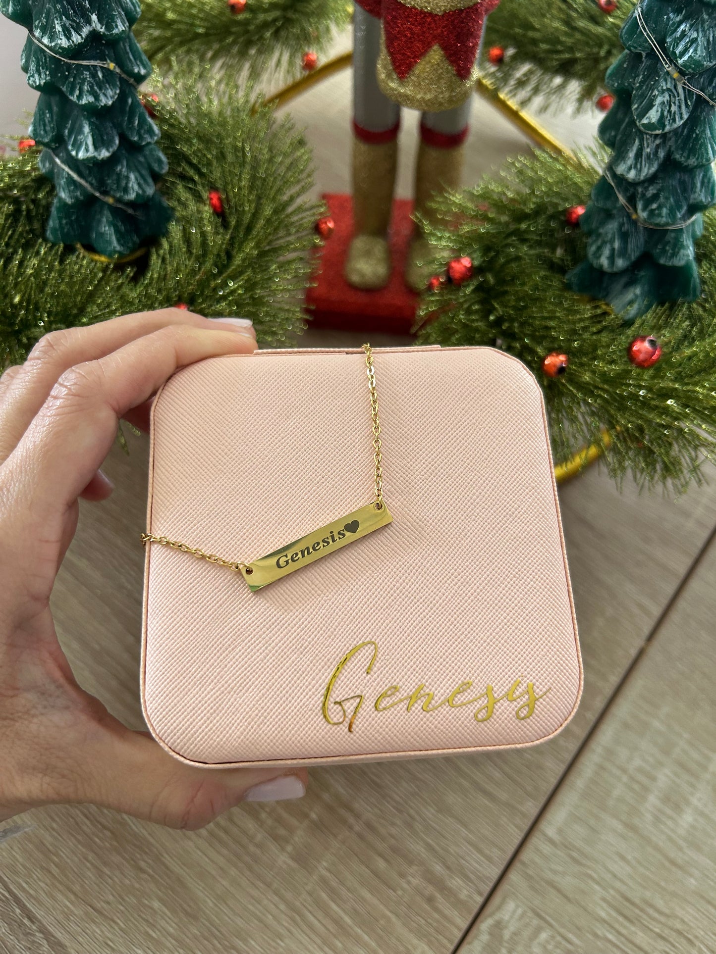 Personalized Name Necklace Gift Set – Custom Jewelry with Mini Travel Case